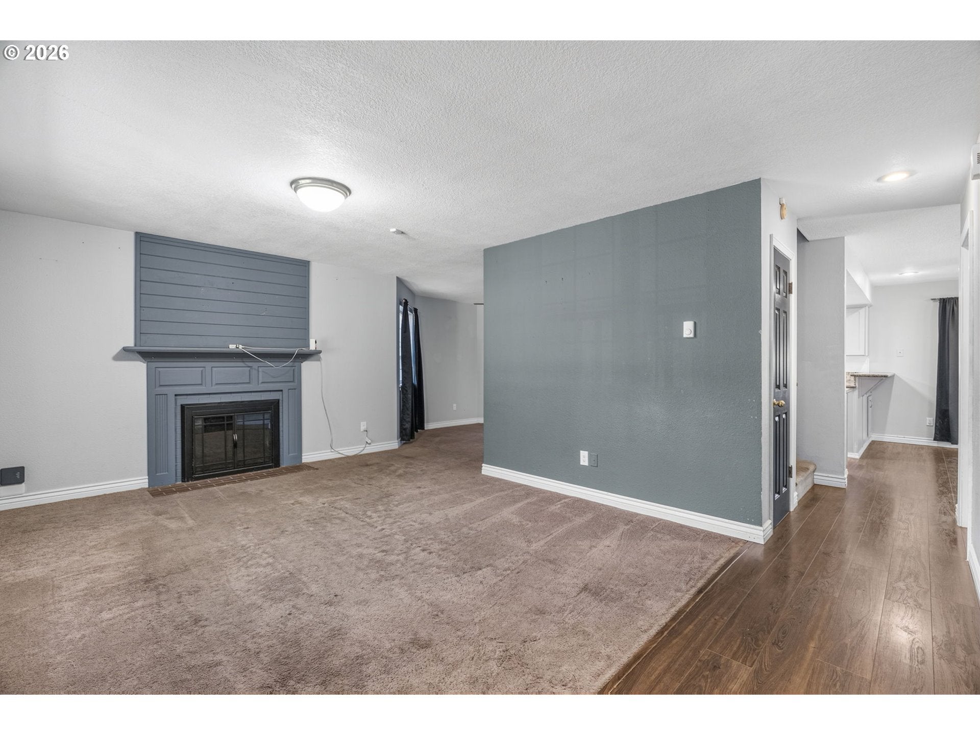 2326 WREN DR