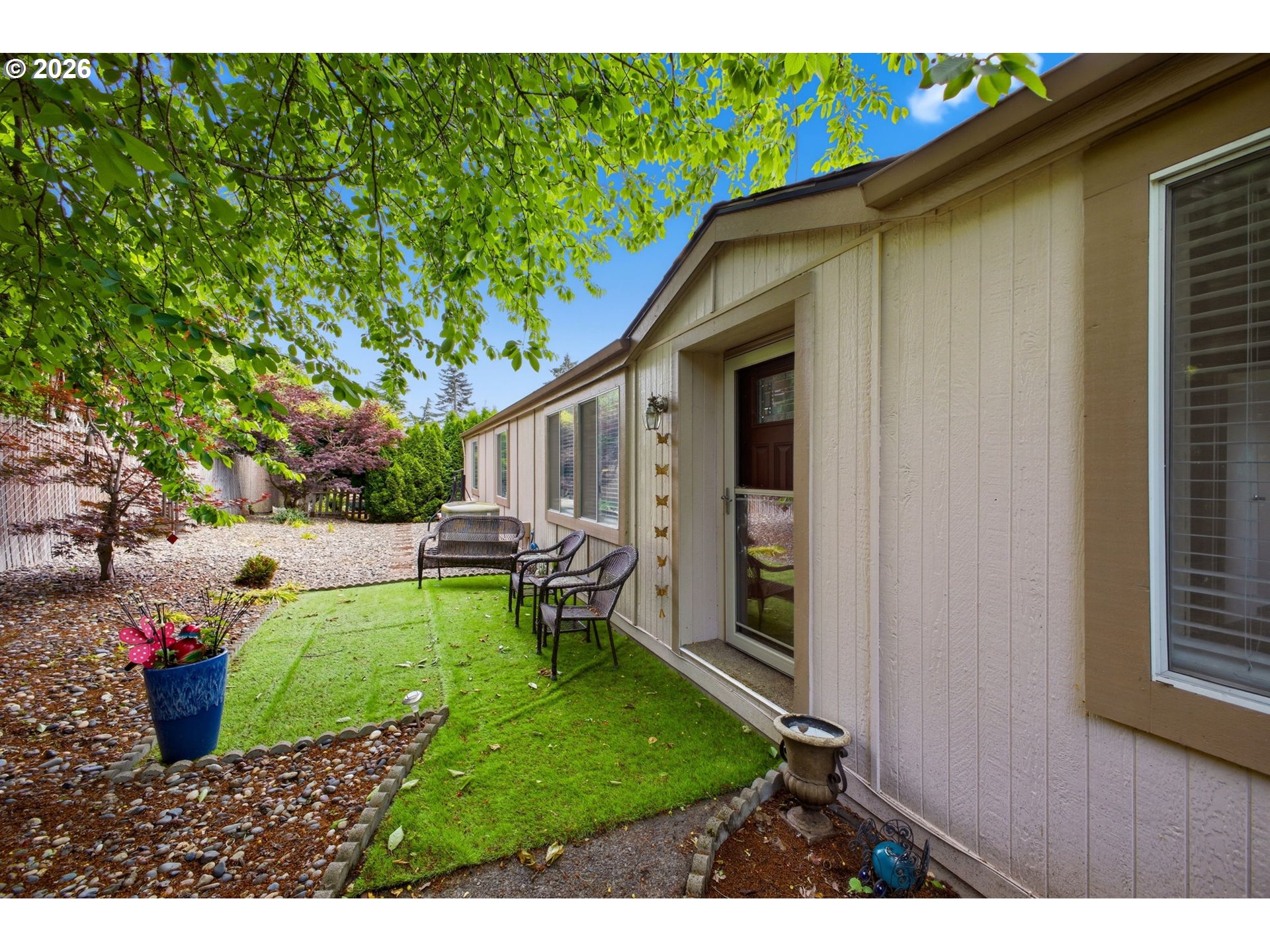 5701 NE ST JOHNS RD 21