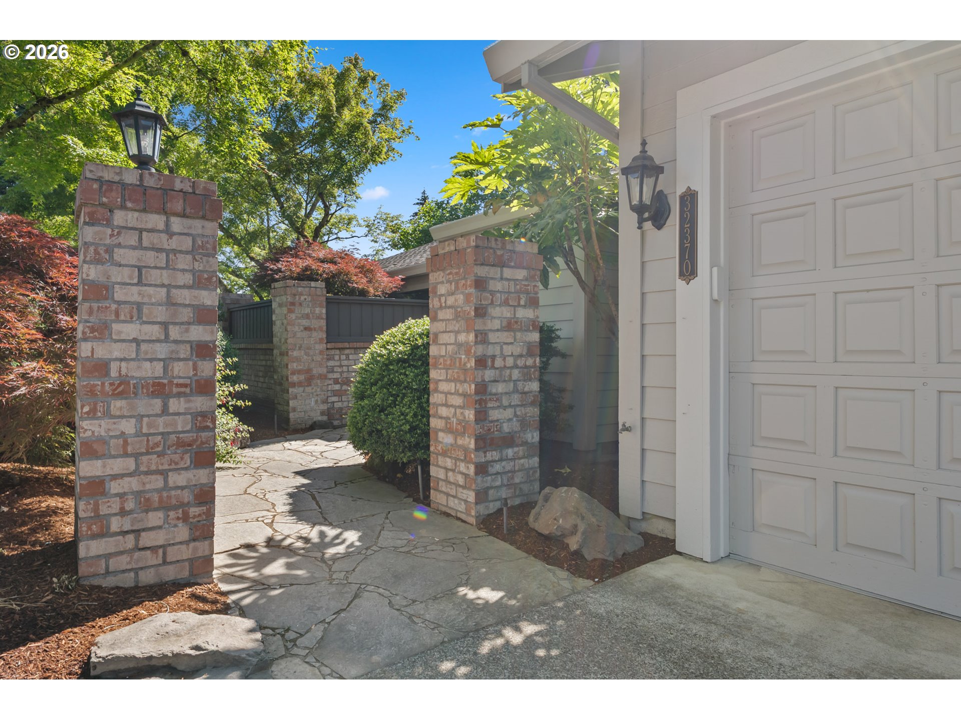 32370 SW DEL MONTE DR