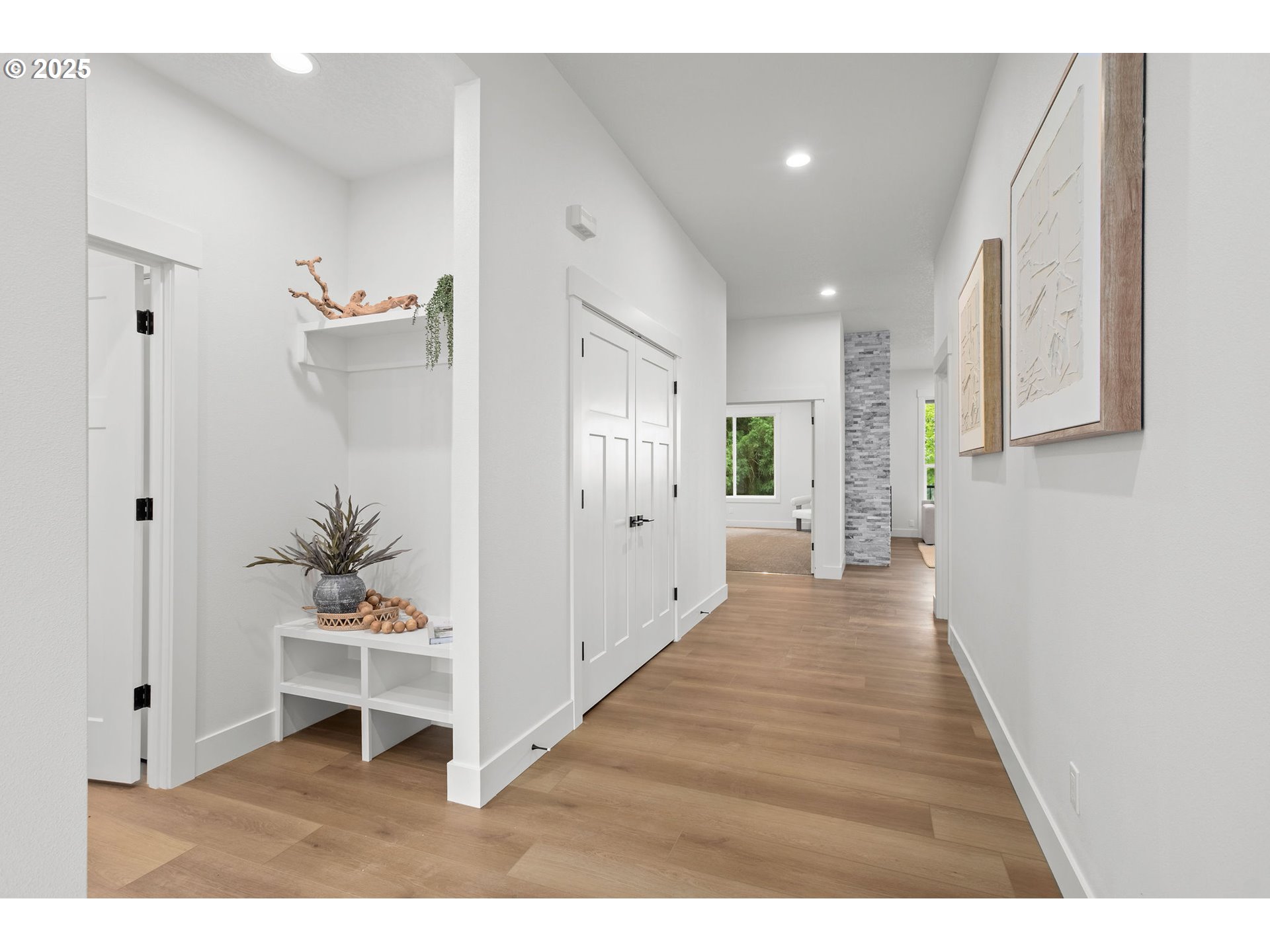 110 W 13TH WAY
