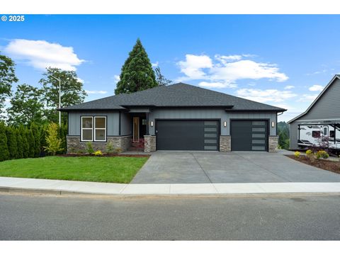110 W 13TH WAY La Center WA 98629