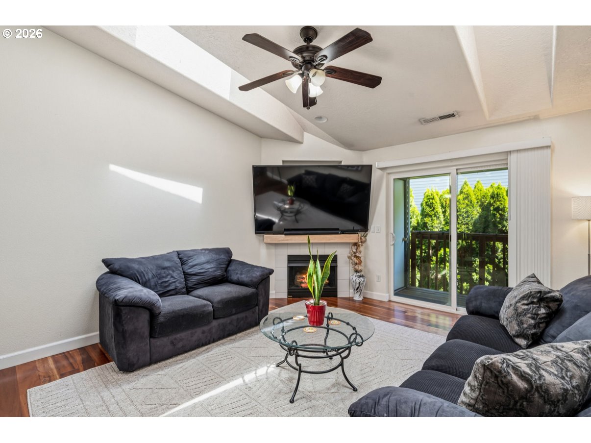 4000 NE 109TH AVE M148