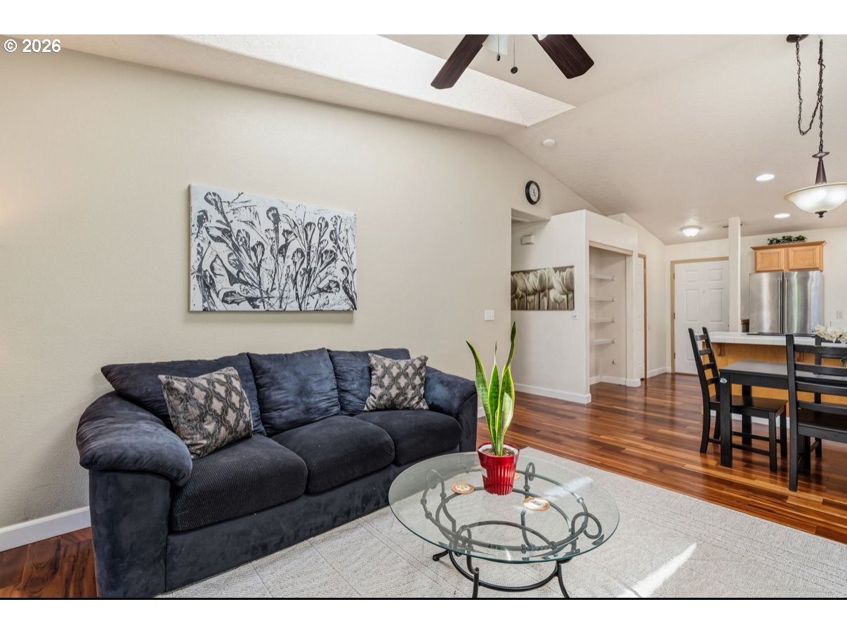 4000 NE 109TH AVE M148
