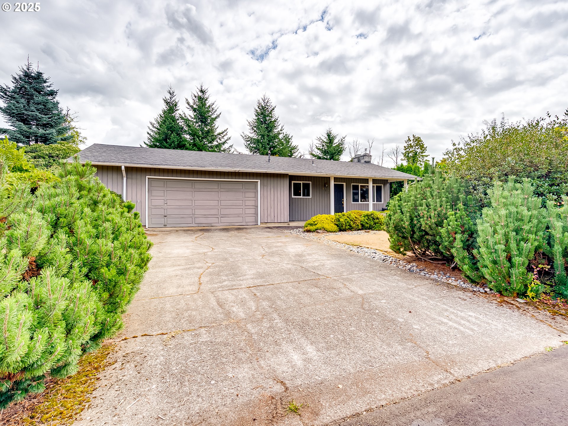 410 45TH CT