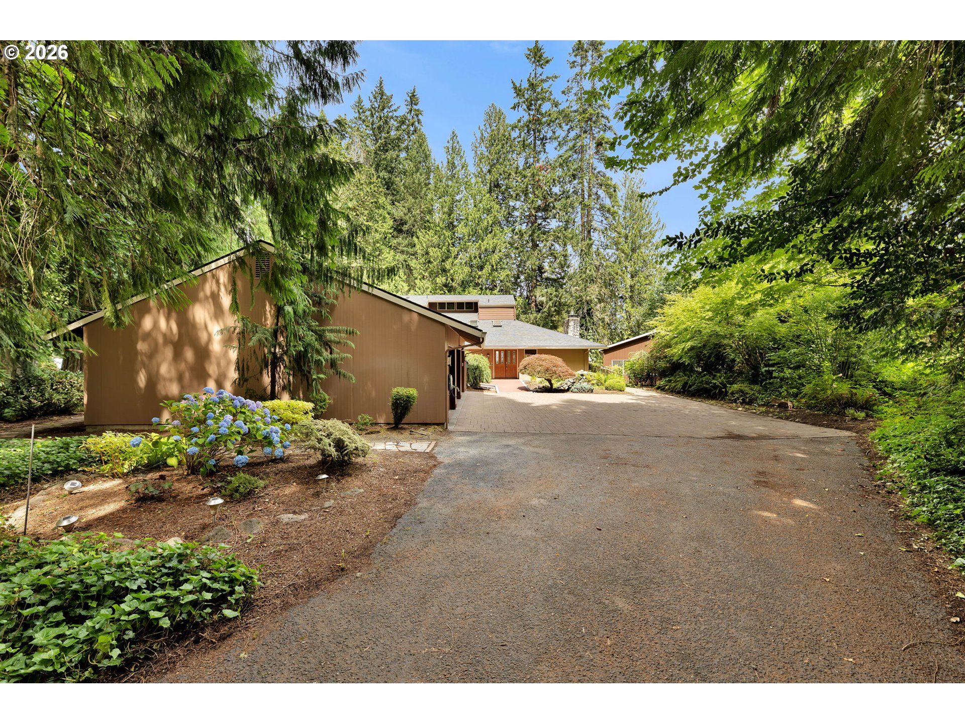 18705 NE CEDAR DR