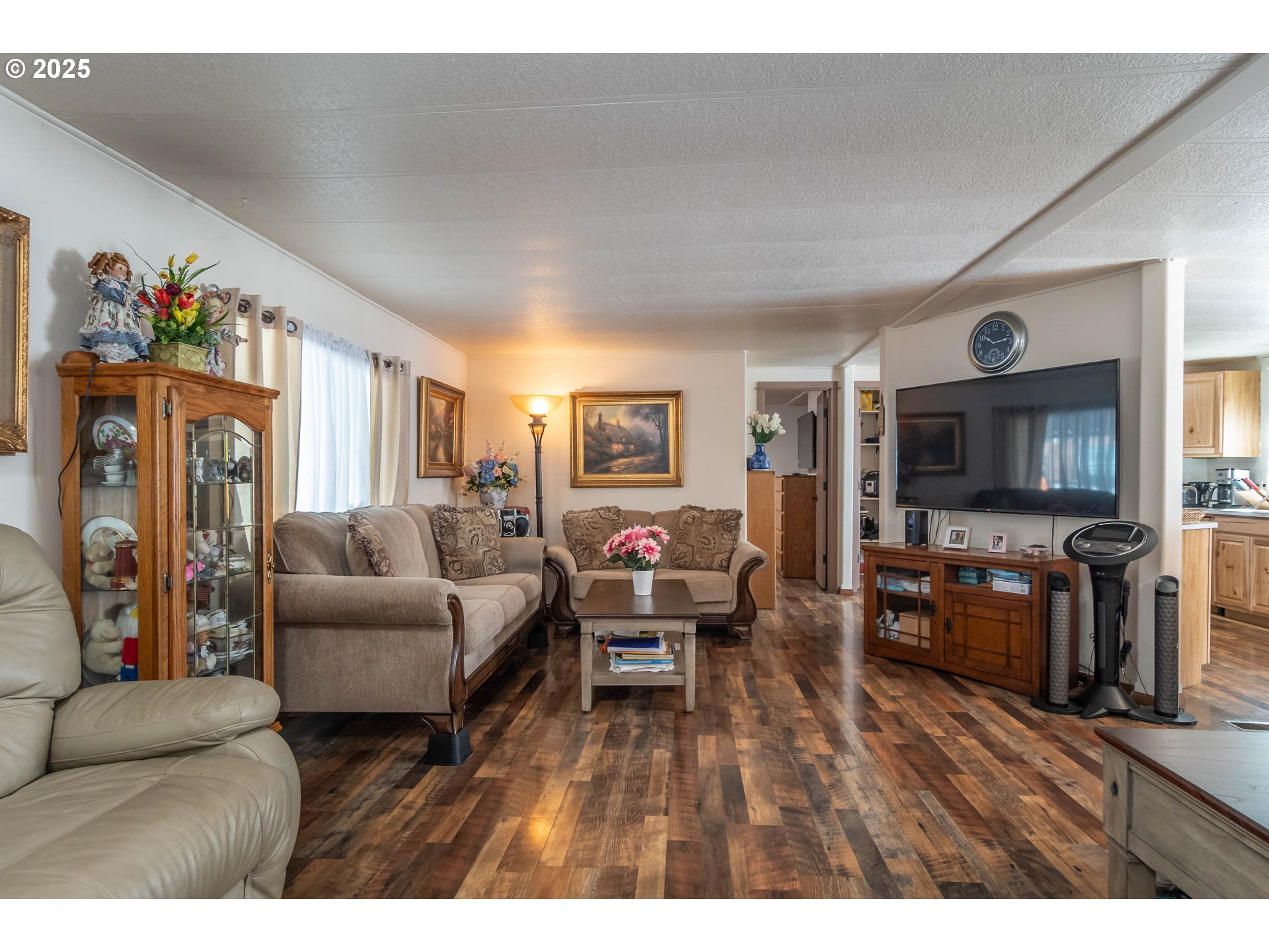 515 NW PLATEAU DR