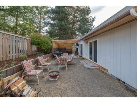 A home in Newberg