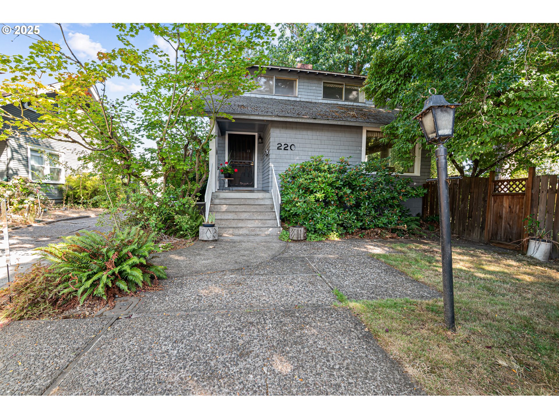 Photo 1 of 38 — 220 24TH ST, Salem, OR 97301