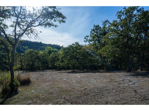 A home in Roseburg