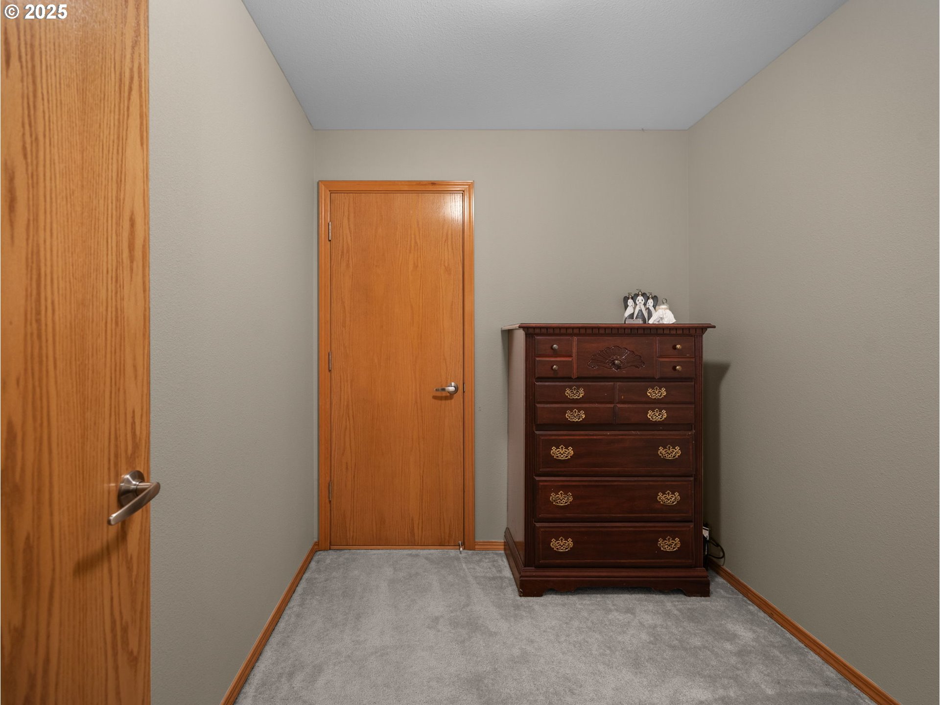 Clackamas, Oregon 97015, United States, 4 Bedrooms Bedrooms, ,4 BathroomsBathrooms,Residential,Active,192255