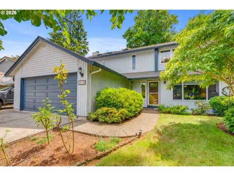 Featured picture for the property 716654843