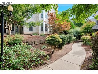 3395 SUMMERLINN DR