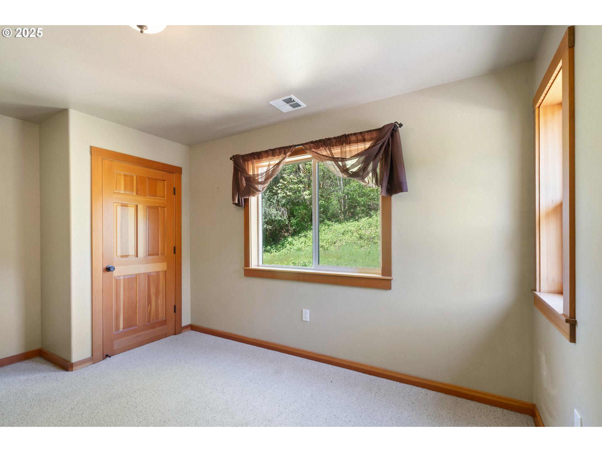 Nehalem, Oregon 97131, United States, 4 Bedrooms Bedrooms, ,3 BathroomsBathrooms,Residential,Active,167201