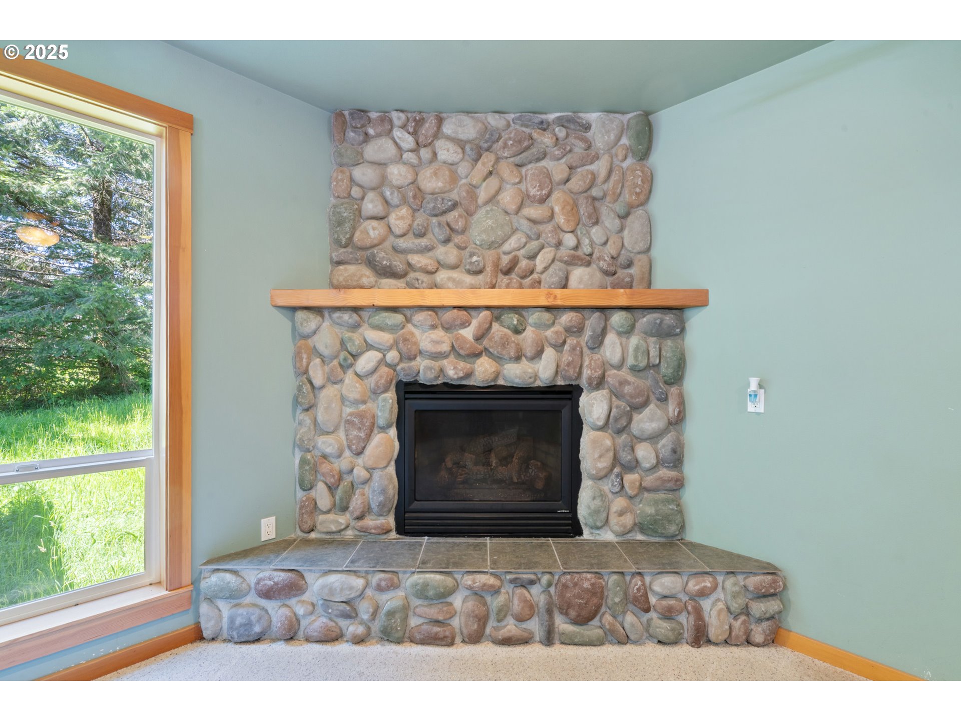 Nehalem, Oregon 97131, United States, 4 Bedrooms Bedrooms, ,3 BathroomsBathrooms,Residential,Active,167201