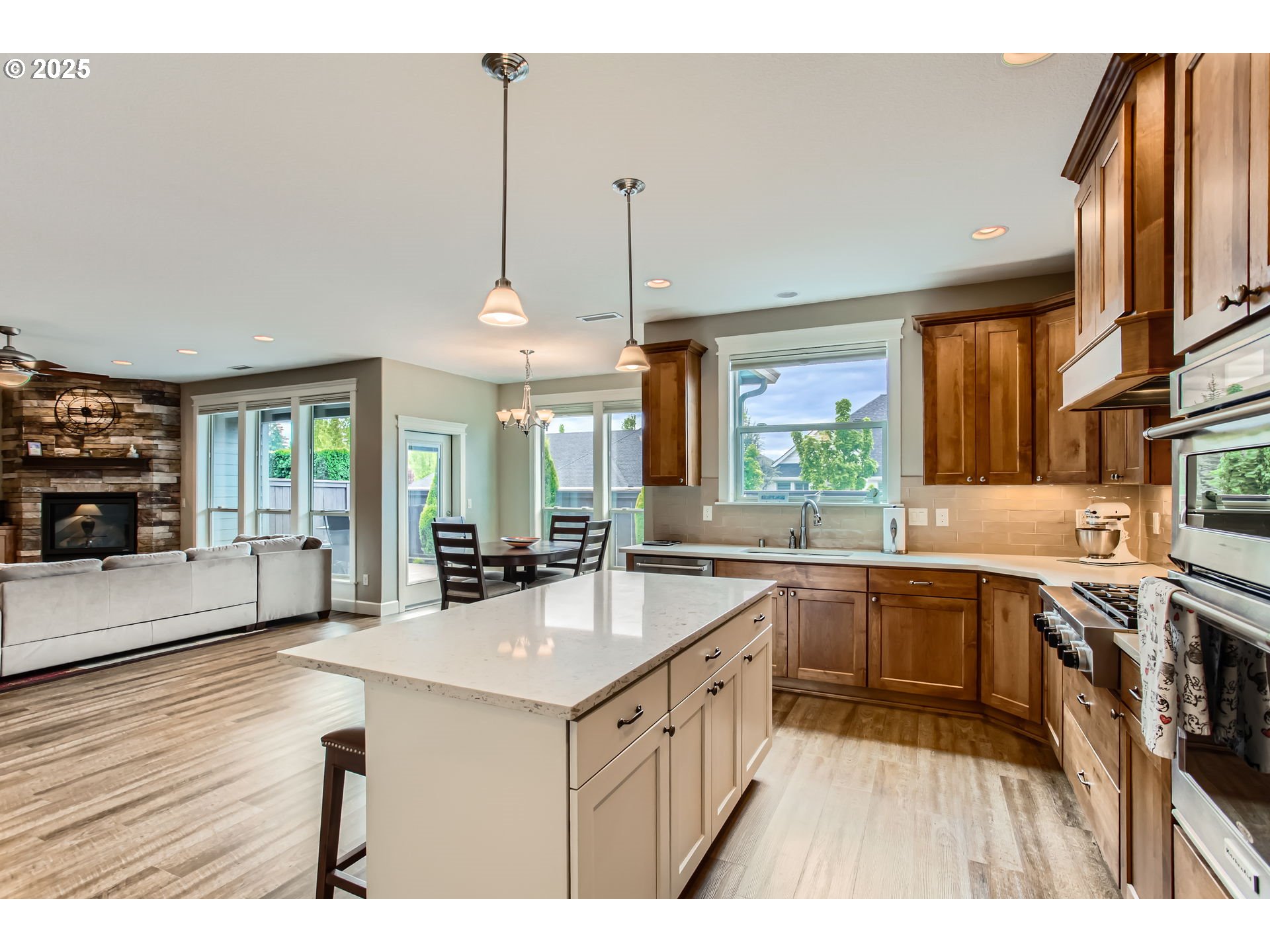 Vancouver, Washington 98685, United States, 4 Bedrooms Bedrooms, ,3 BathroomsBathrooms,Residential,Active,131259