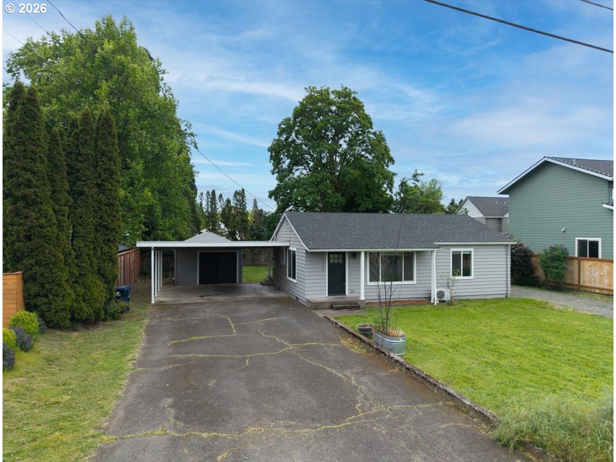 3588 SISTERS VIEW AVE