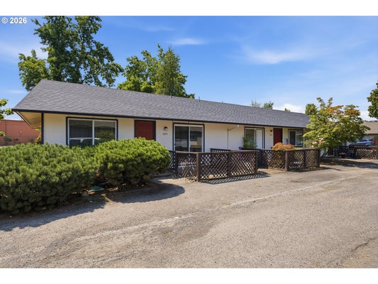 1825 NE ROBERTS AVE, GRESHAM, OR 97030 - Image c104435cb5959a082bb5ccfd925111ec/1170620392