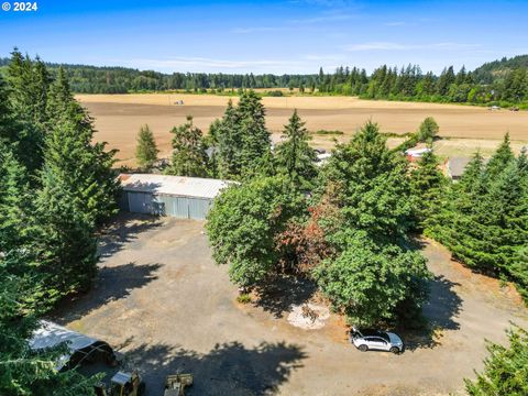 A home in Stayton