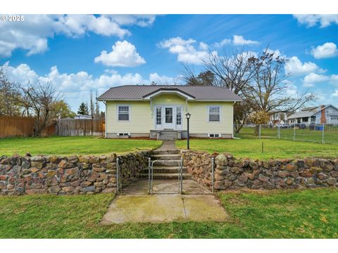 170 MORRISON ST Adams OR 97810