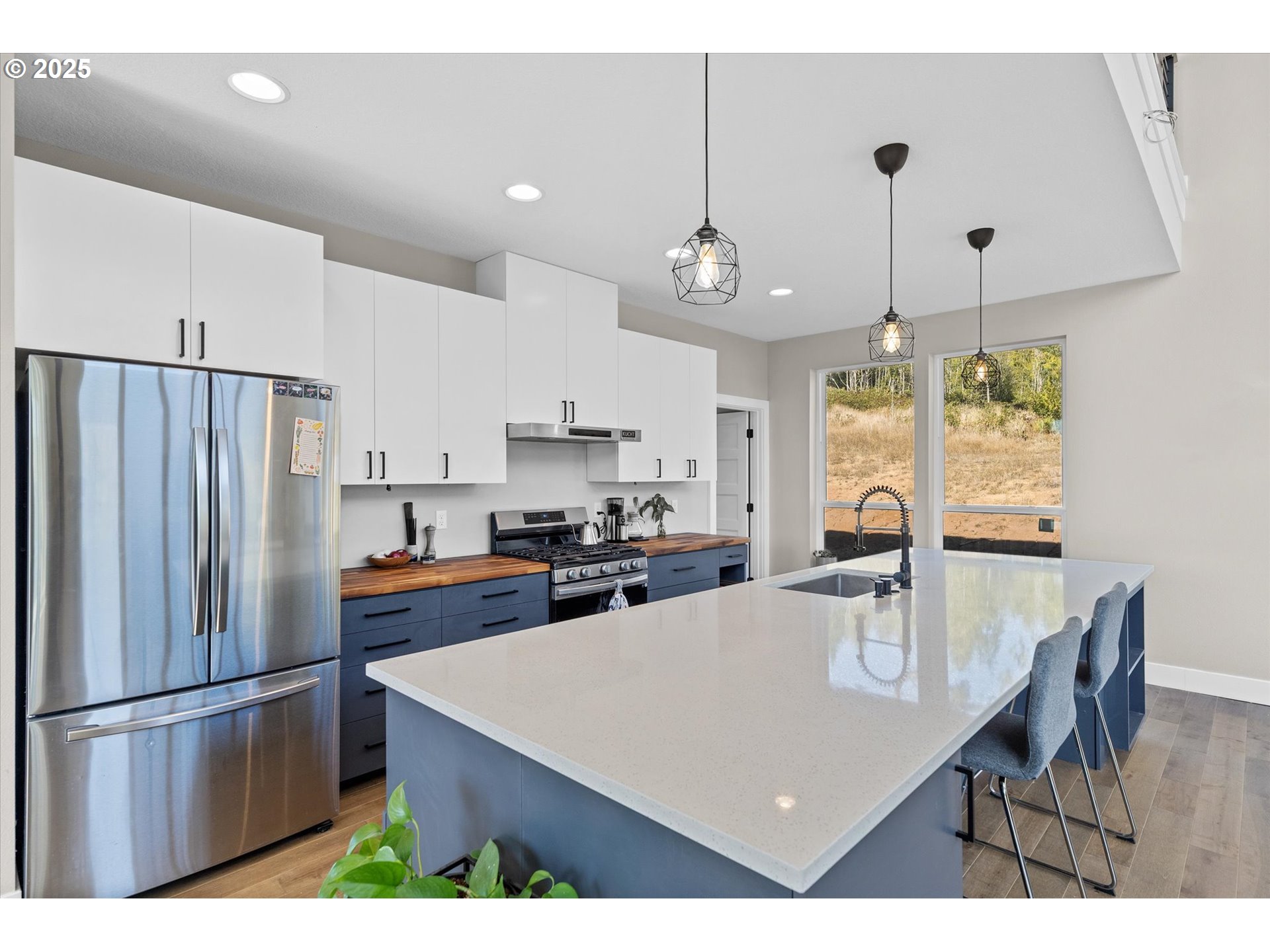 109 STEWART SPUR 1
