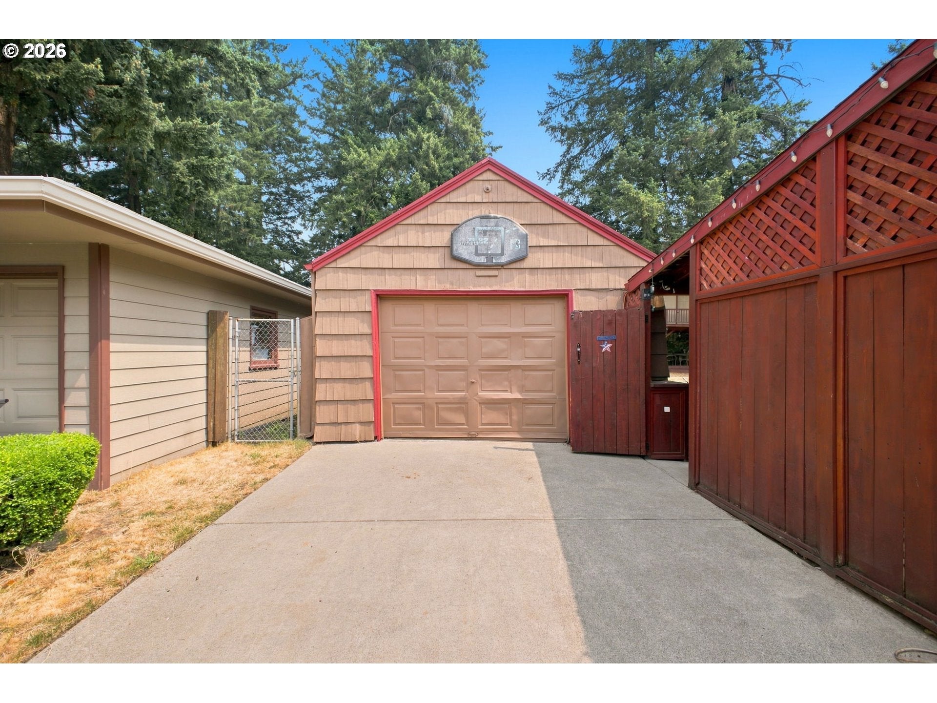 1102 NE 106TH AVE