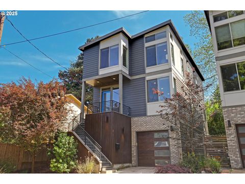 1356 SE 33RD AVE Portland OR 97214