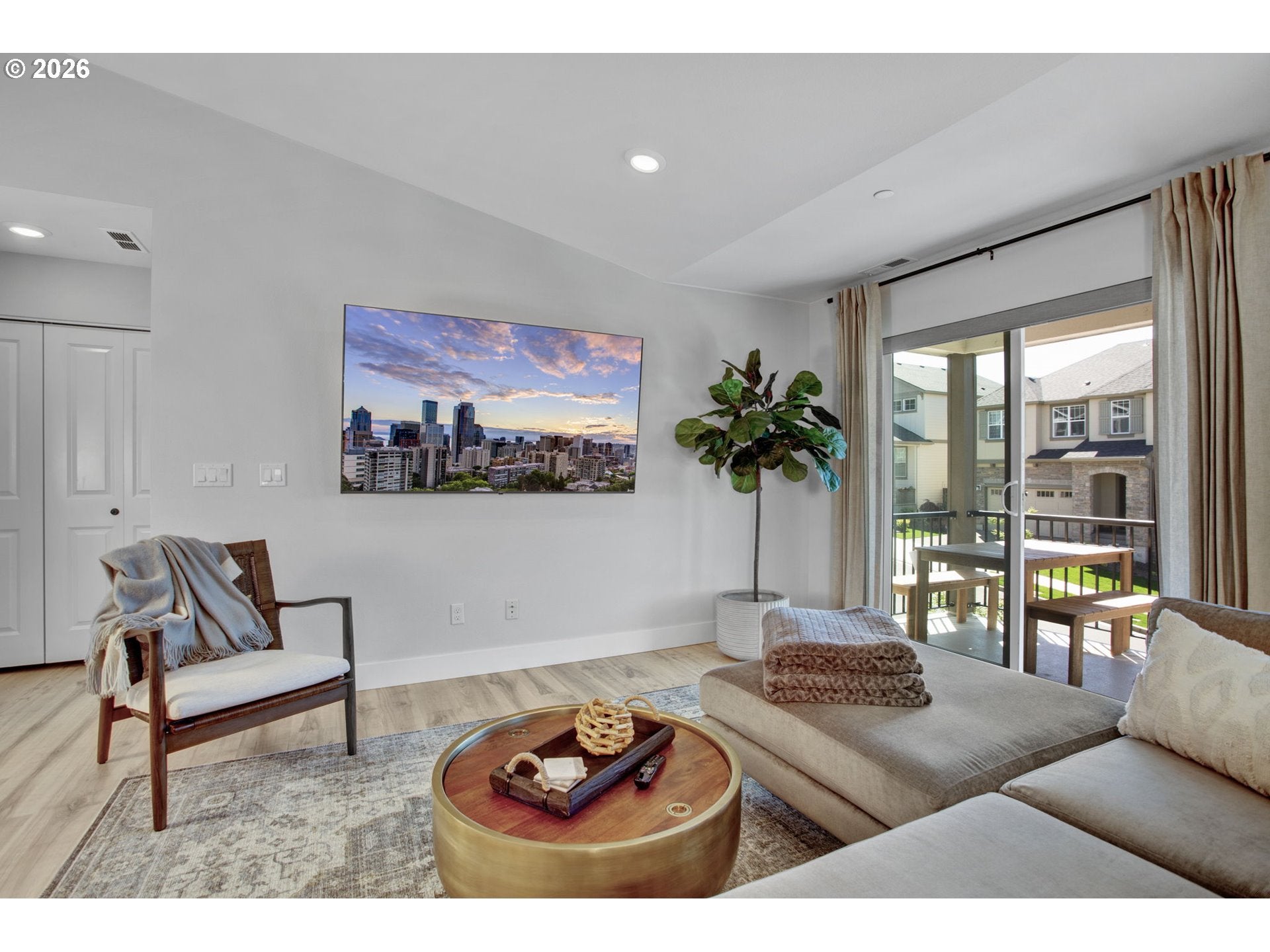 16625 SW BOTANY BAY LN