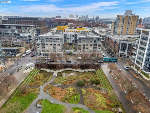 1125 NW 9TH AVE 526 Portland OR 97209