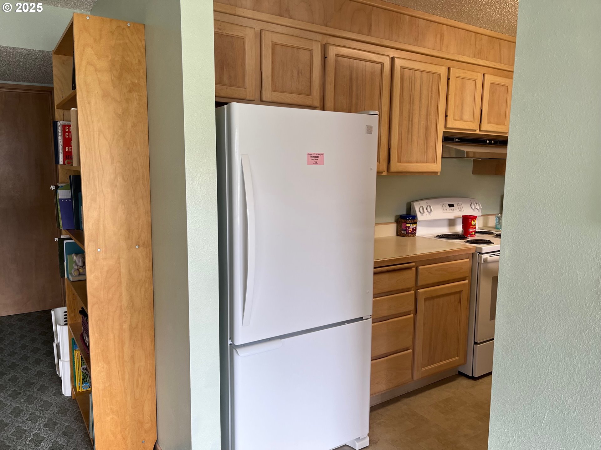 1080 BAY ST 18
