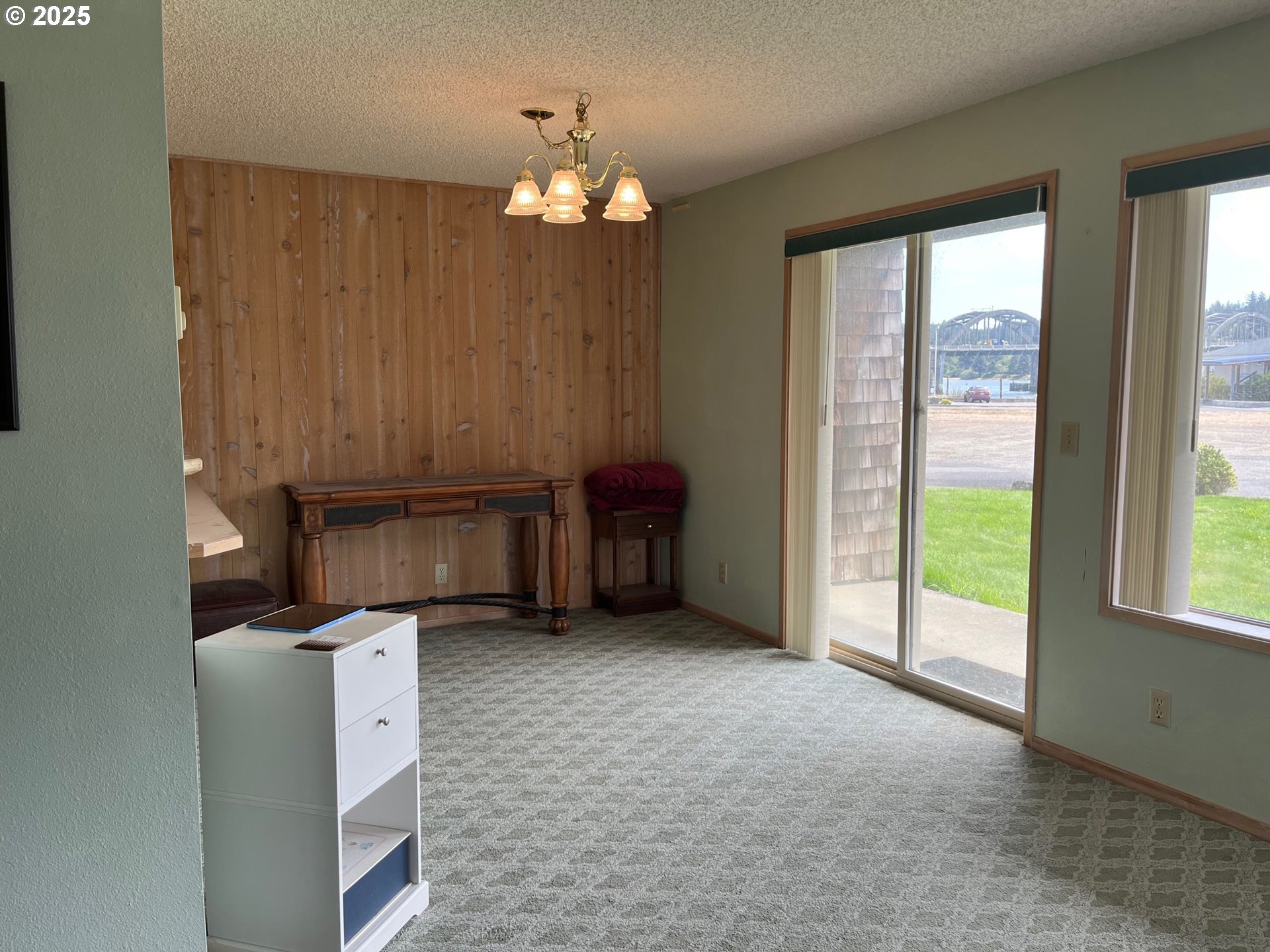 1080 BAY ST 18