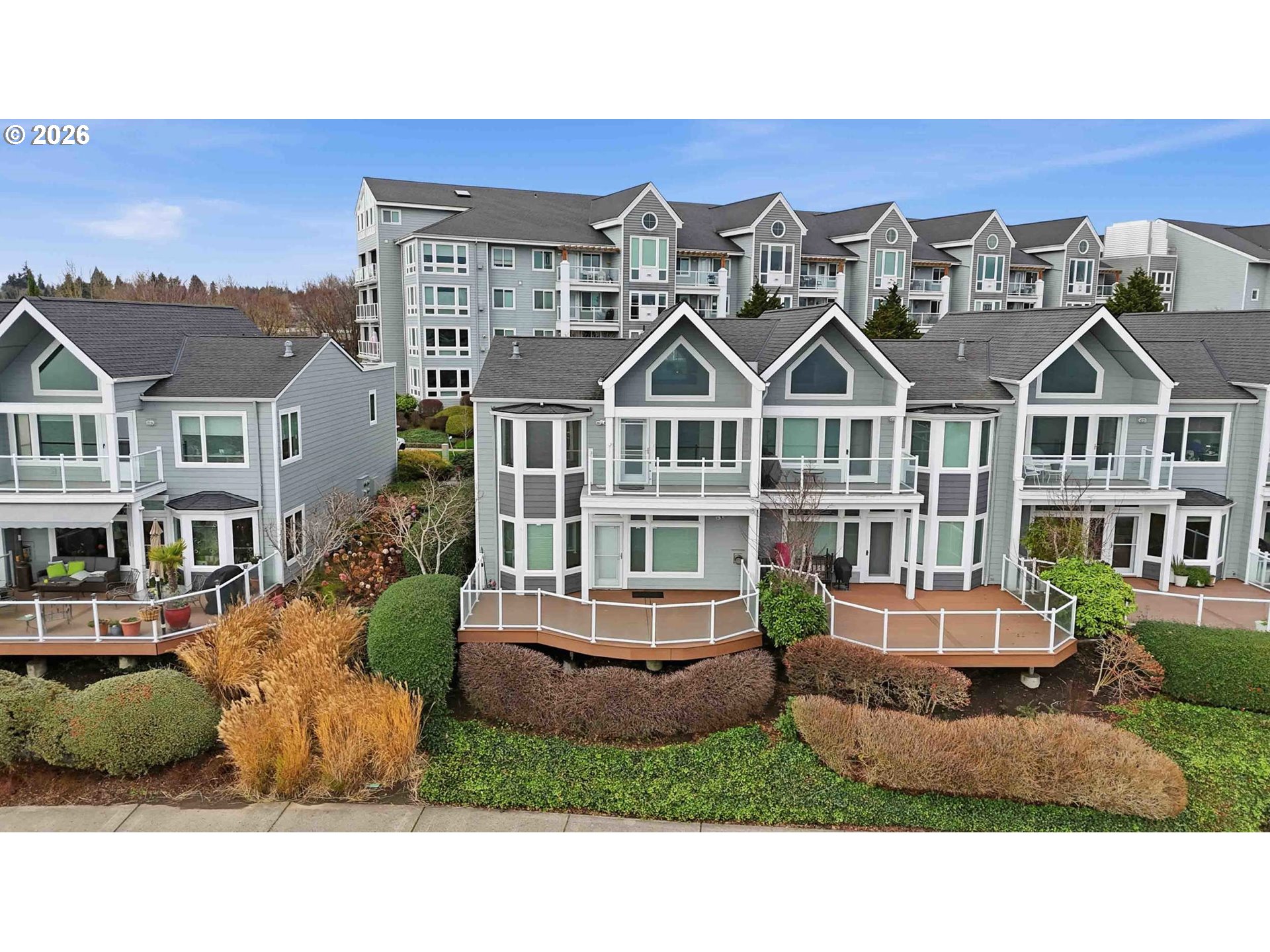 1435 SE COLUMBIA WAY