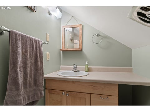 Tiny photo for 76296 Jasper Dr, Oakridge, OR 97463 (MLS # 750619556)