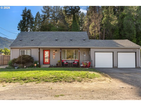 Photo of 76296 Jasper Dr, Oakridge, OR 97463 (MLS # 750619556)