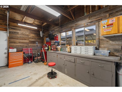 Tiny photo for 76296 Jasper Dr, Oakridge, OR 97463 (MLS # 750619556)