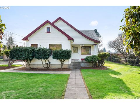 5220 SE KING RD Milwaukie OR 97222