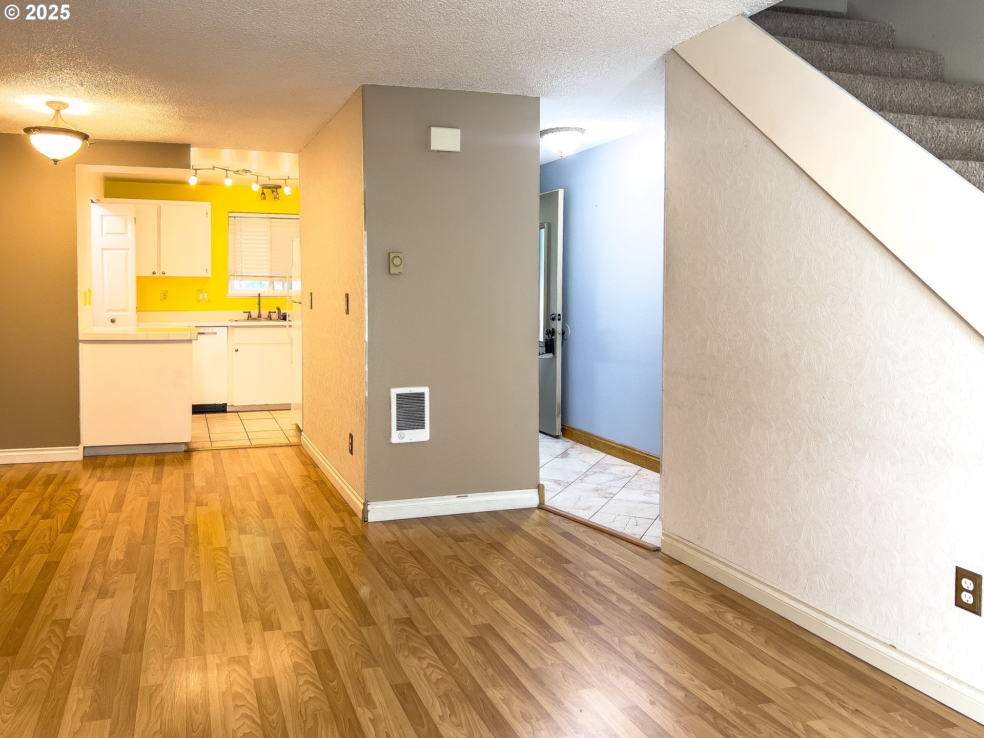 94 CERVANTES CIR