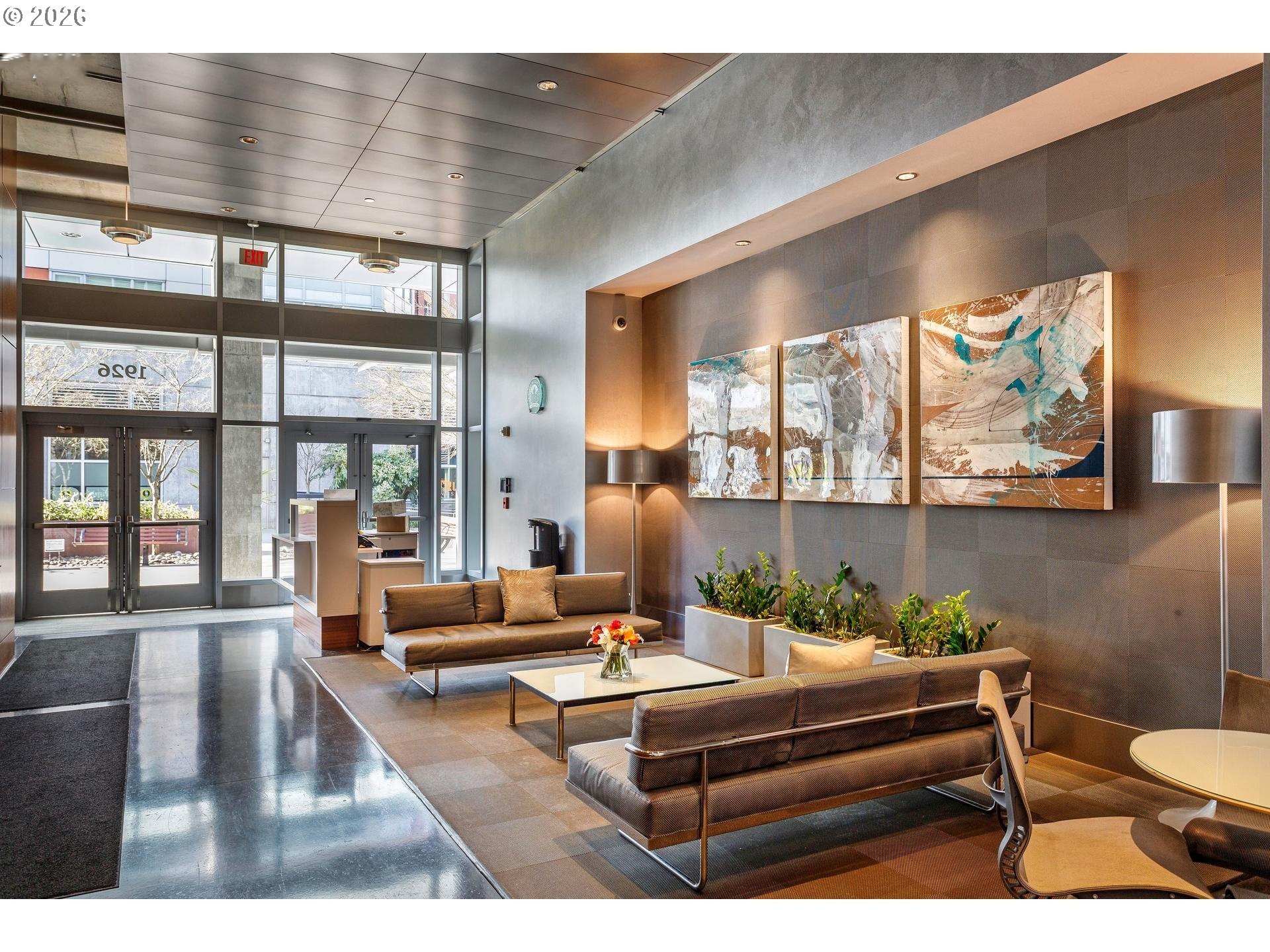 1926 W BURNSIDE ST 1511