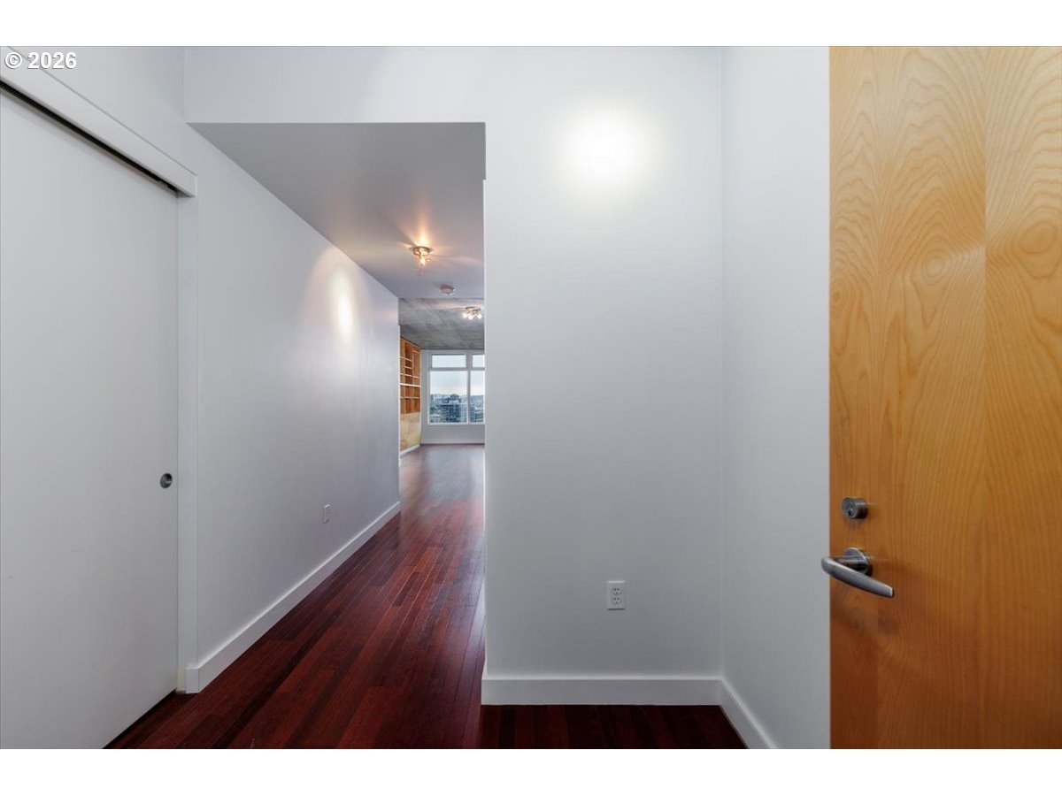 1926 W BURNSIDE ST 1511