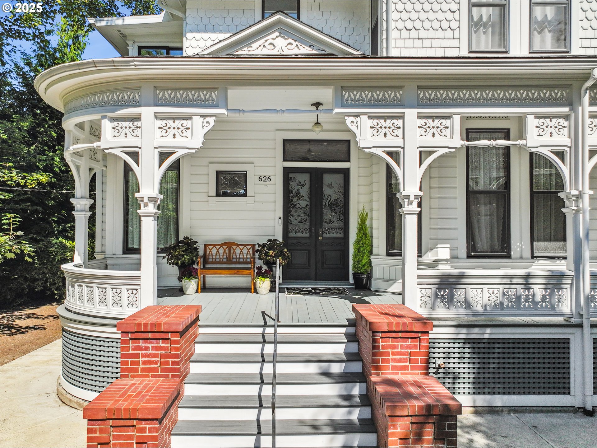 626 SE 16TH AVE