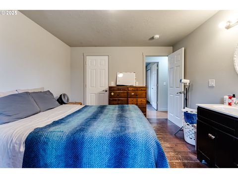 Tiny photo for 460 Meadow Ln, Creswell, OR 97426 (MLS # 654343305)