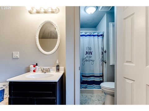 Tiny photo for 460 Meadow Ln, Creswell, OR 97426 (MLS # 654343305)