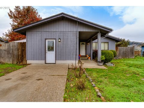 Tiny photo for 460 Meadow Ln, Creswell, OR 97426 (MLS # 654343305)