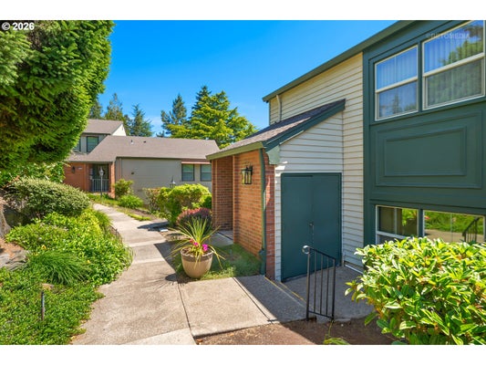 12671 SW PRINCE EDWARD CT APT A, KING CITY, OR 97224 - Image c230bbad53decf1a112ddd80a3fe71c3/2384185548