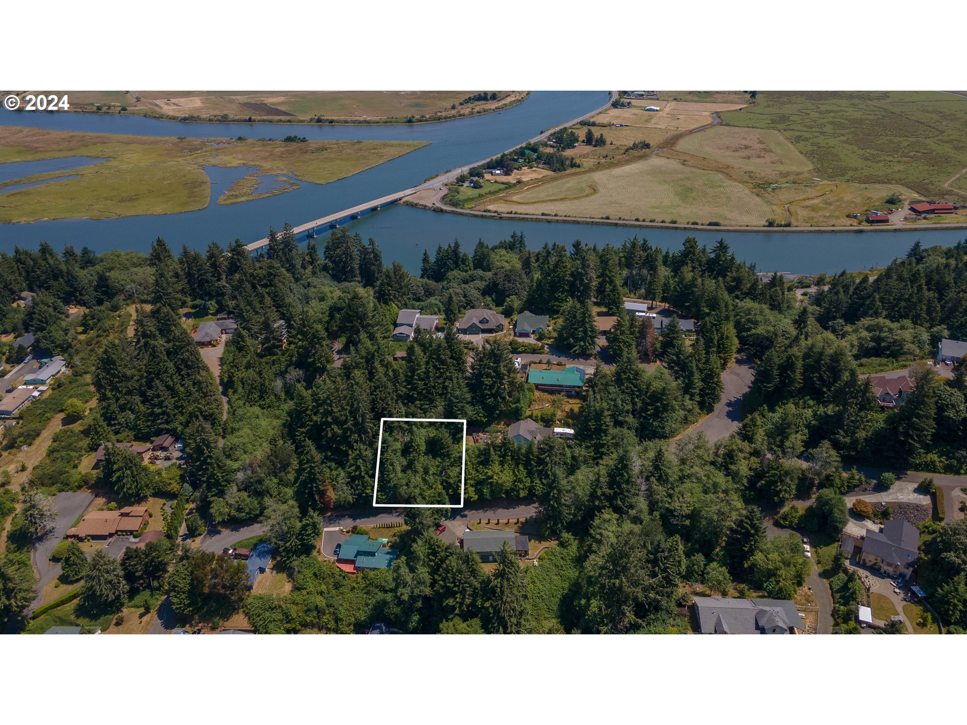 Photo 1 of 10 — 0 17th AVE 2600, Coos Bay, OR 97420