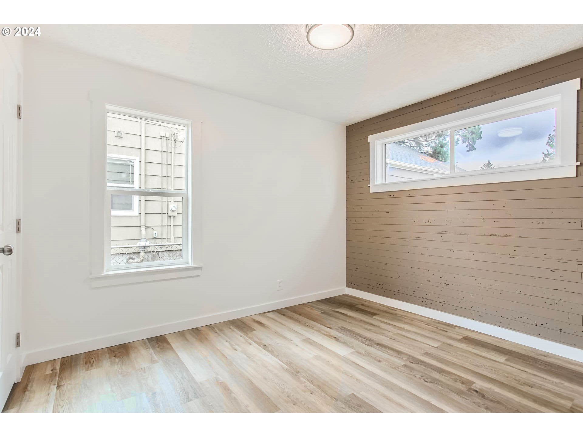 Portland, Oregon 97213, United States, 2 Bedrooms Bedrooms, ,1 BathroomBathrooms,Residential,Active,76467