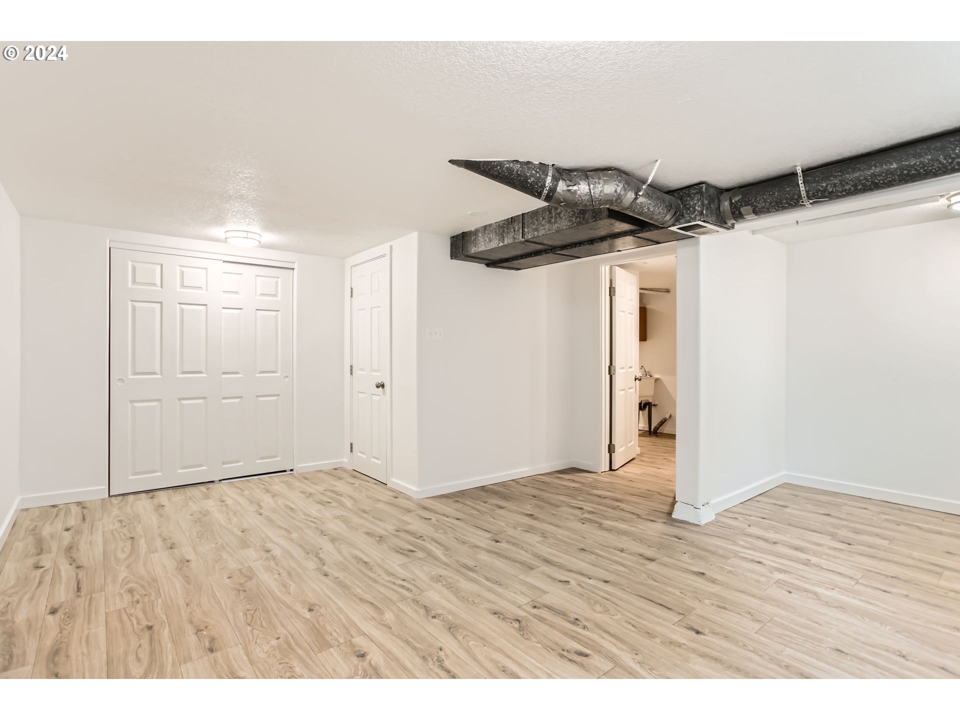 Portland, Oregon 97213, United States, 2 Bedrooms Bedrooms, ,1 BathroomBathrooms,Residential,Active,76467