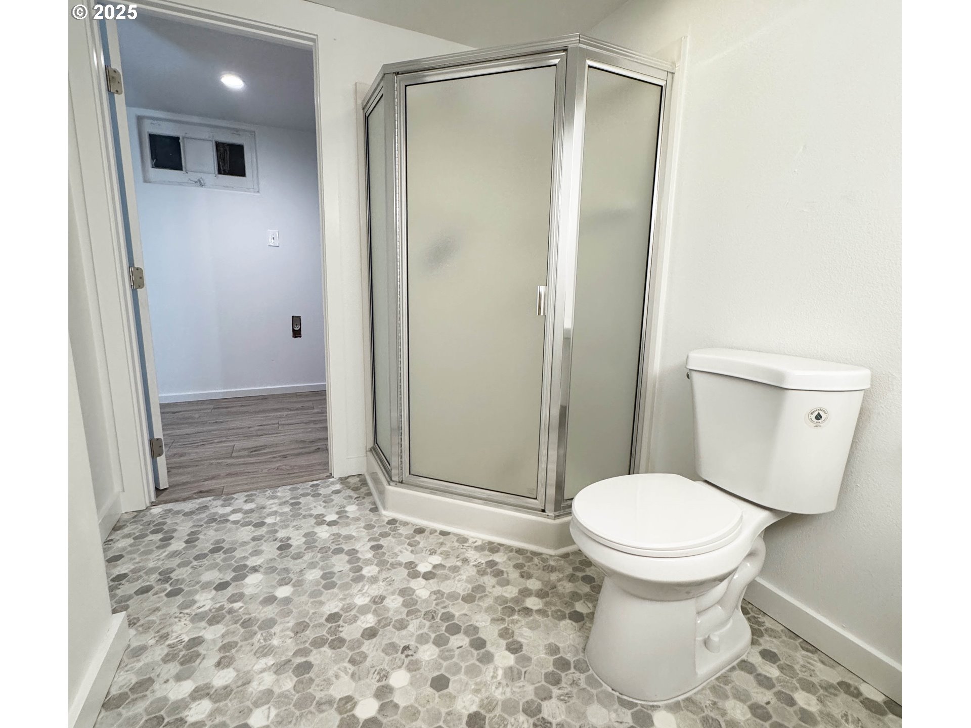 Portland, Oregon 97213, United States, 2 Bedrooms Bedrooms, ,1 BathroomBathrooms,Residential,Active,76467