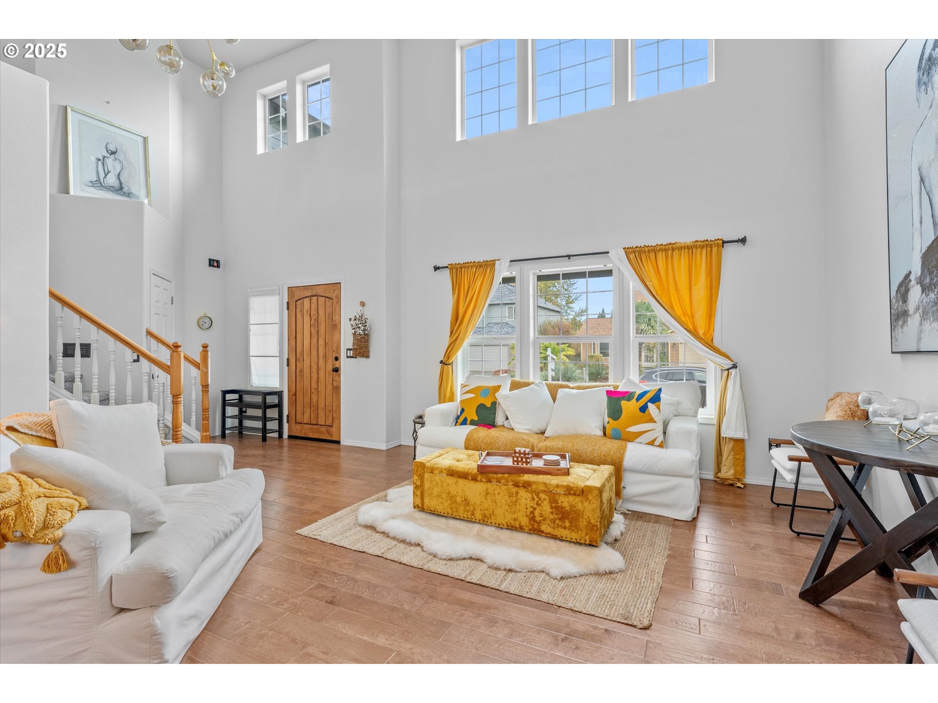 1742 NE BLUE HERON DR