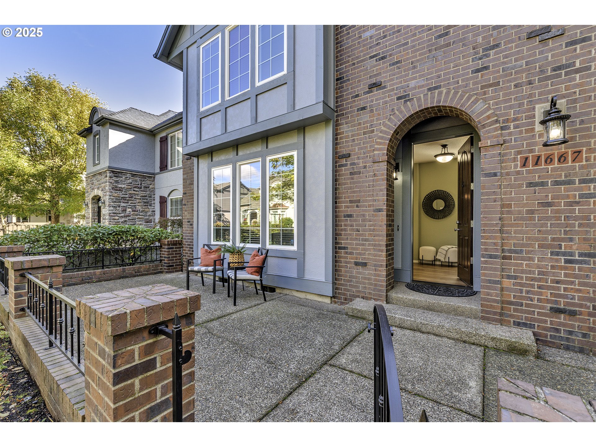 11667 SW GRENOBLE ST