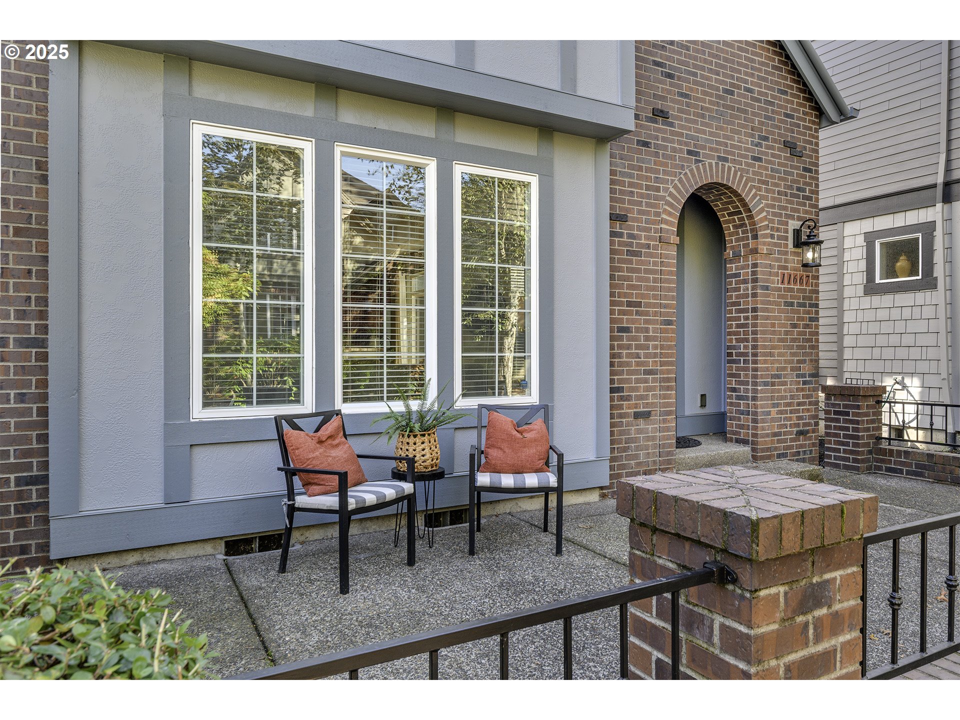 11667 SW GRENOBLE ST